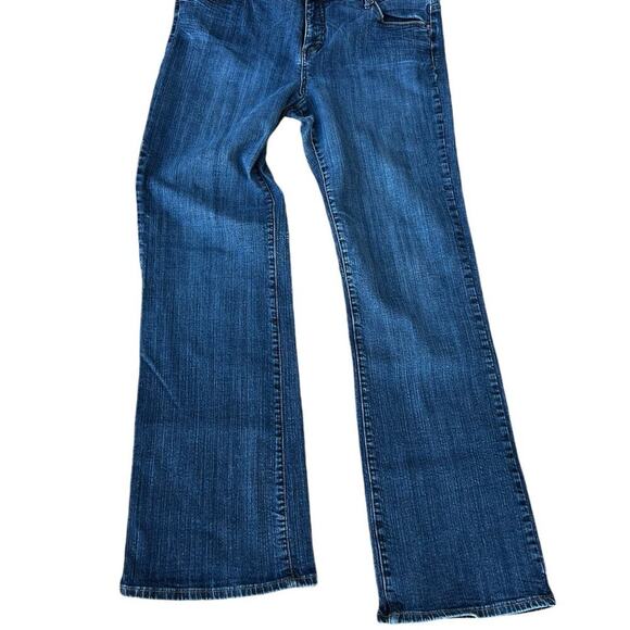 Ariat M2 Relaxed Boot 30/32 women’s denim jeans, Bootcut. - Picture 8 of 10